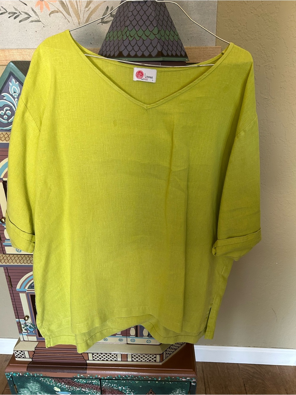 Linnea  Lime V-Neck Roll-Sleeve Tunic